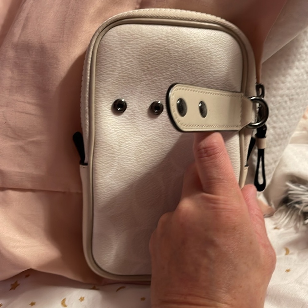 Coach side 👜 - Picture 4 of 9